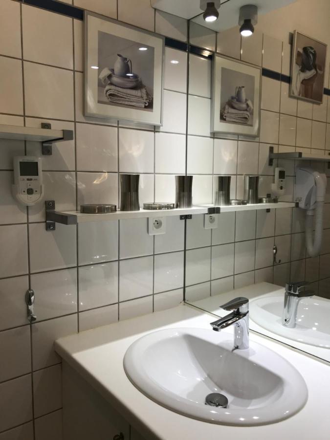Апартаменти T2 +Alcove, Recent 4/5 Pers. Parking. Balcon. Wifi Котеретс Екстер'єр фото